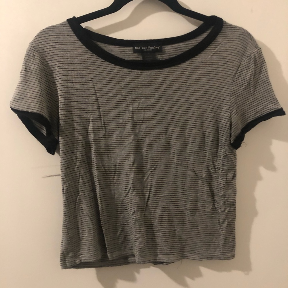 Grey/black crop tops
